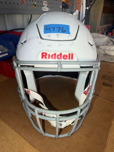 USED RIDDELL FLEX ADULT HELMET WITH INSITE- LARGE - WHITE METALLIC