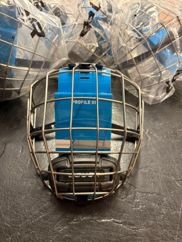 Medium Bauer Profile III Facemask (New)