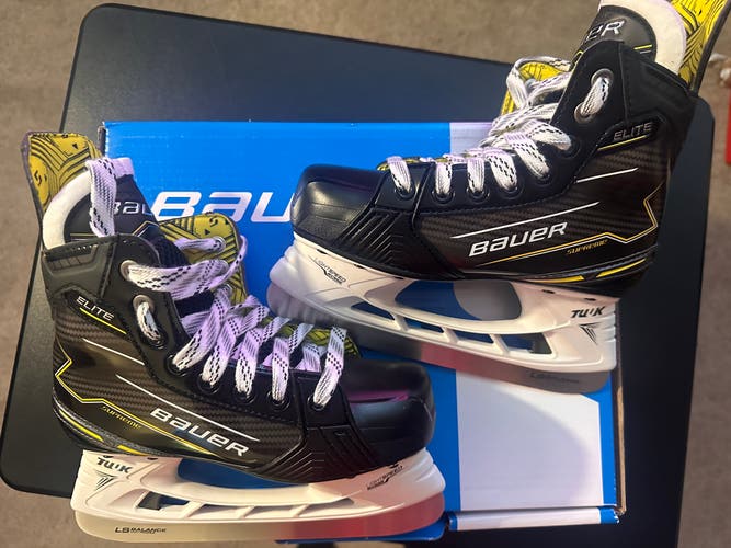 2024 Bauer S24 Supreme Elite (SMU) Hockey Skates Extra Wide Width Size 2 (New)