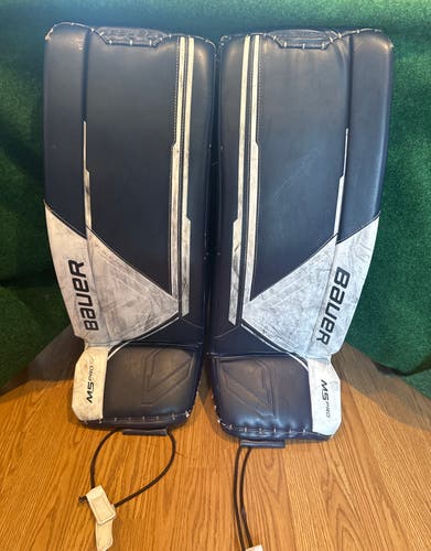 Blue Bauer Supreme M5 Pro Goalie Leg Pads (Used) | Intermediate Large (32+)