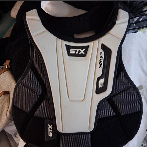 Medium/Large STX Shield 600 Chest Protector (Used)