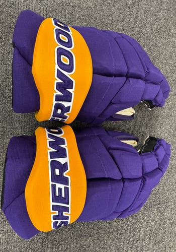 Sher-Wood Gloves 14" Pro Stock (New)