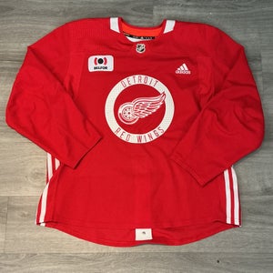 (Used) Red Authentic MiC Adidas Detroit Red Wings Belfor Practice Jersey Size 56