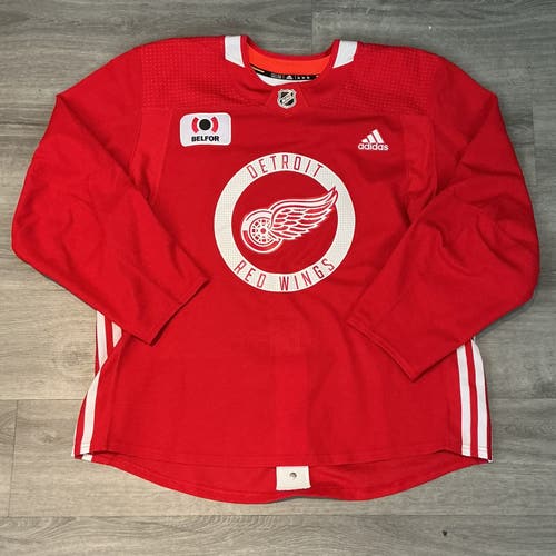 (Used) Red Authentic MiC Adidas Detroit Red Wings Belfor Practice Jersey Size 56