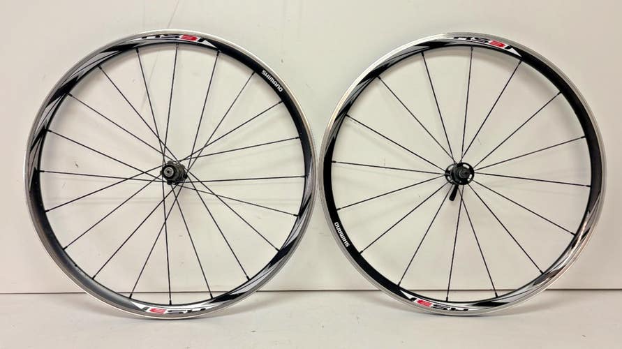 Shimano WH-RS31 20/16-Bladed Spoke 622x15/700C Black Aluminum Road Wheelset