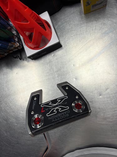 2015 Scotty Cameron Futura X7 Mallet Right Handed Putter 35" (Used)