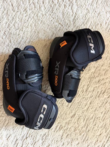 Senior Large CCM Tacks XR Pro Elbow Pads (Used)