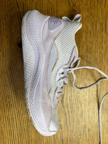 Kid's 5Y (Big Kids / Youth) Under Armour Shoes (Used)