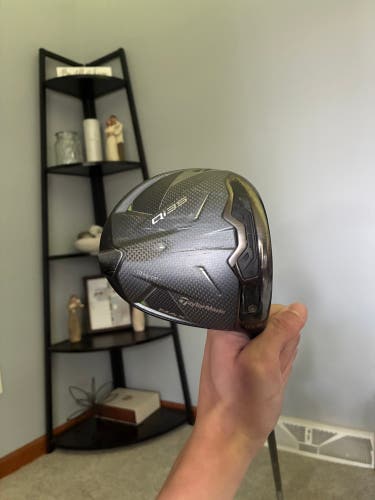 TaylorMade Qi35 MAX Driver 10.5° RH Stiff Graphite Shaft w/ Headcover