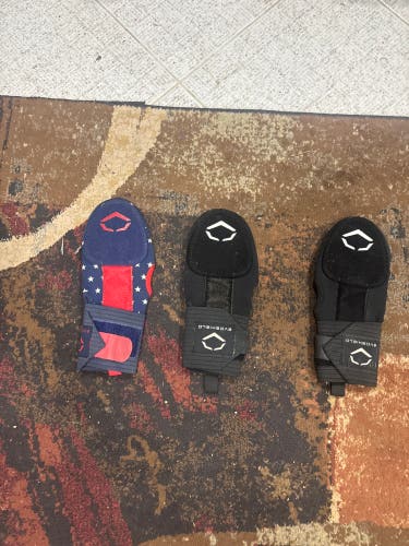 Black Senior EvoShield Sliding Mitt (Used)