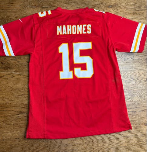 Red Kids Unisex Nike Jersey (Used)