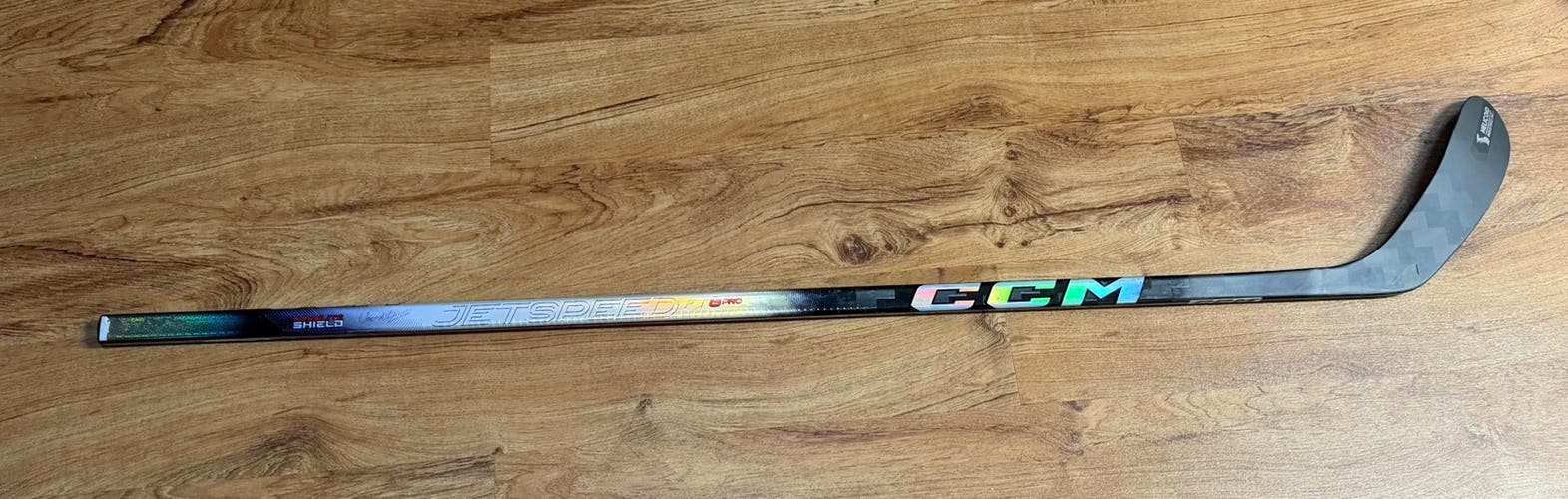 Junior CCM JetSpeed FT8 Pro Right Handed Hockey Stick P28 40 Flex (Used)