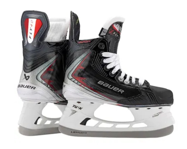 BAUER VAPOR FLY40 SKATES JR SIZE D WIDTH BRAND NEW PICK YOUR SIZE FREE SHARPENING