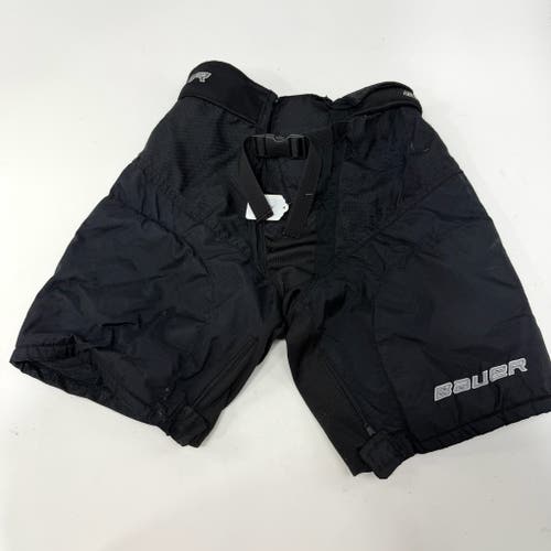 Used Black Bauer Surpeme 190 Shell | Junior XL | AB478