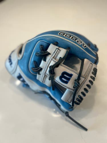 Wilson A2000 1786 RH Infield Baseball Glove 11.5" (Used)