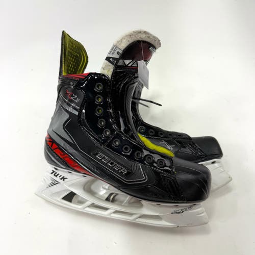 Used Bauer Vapor X2.9 Skates | Size 8 Fit 2 | AB686