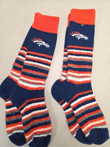 ST15 Mens NFL DENVER BRONCOS Lot of 2 Crew Socks MEDIUM 5-10 New