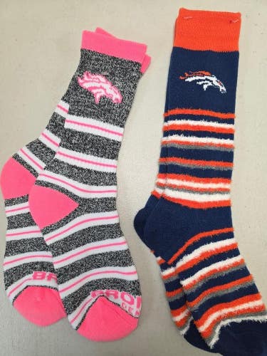 ST27 Mens NFL DENVER BRONCOS Lot of 2 Crew Socks MEDIUM 5-10 New