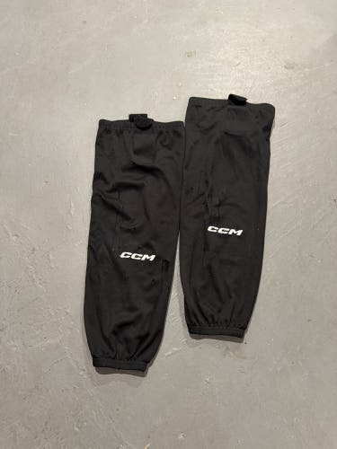 Black Intermediate 25” Medium Socks