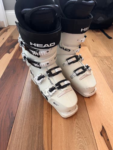 Mondo 26 & 26.5 Men's HEAD Racing Raptor WCR Ski Boots Medium Flex (Used)