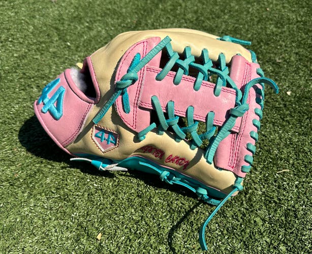 Outfield RH 44 Pro Signature Series Baseball Glove 12.75" (Used)