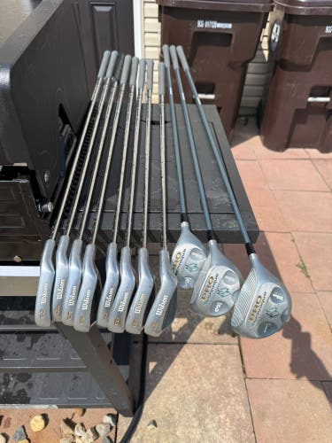 Wilson Right Handed Clubs (Full Set) Regular Flex 11 Pieces (Used)