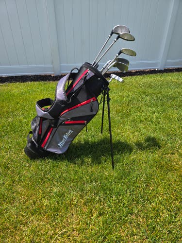 Junior Tour Edge HL-J Right Handed Clubs (Full Set) 7 Pieces (Used)