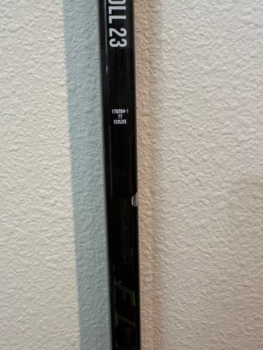 Senior Bauer Vapor Flylite Left Hand Hockey Stick P92 77 Flex Pro Stock (Used)