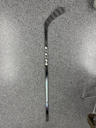Senior CCM JetSpeed FT8 Pro Right Handed Hockey Stick 80 Flex (Used)