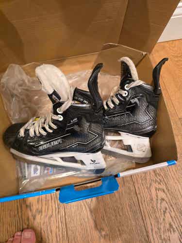 Bauer Supreme M50 Pro Hockey Skates Regular Width Size 3.5 (Used)
