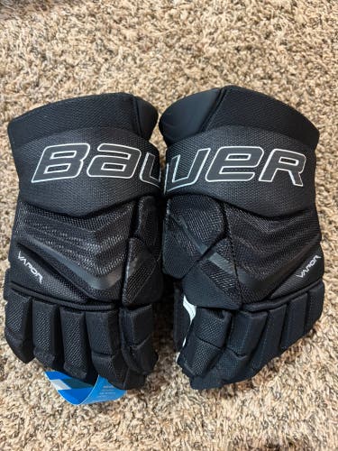 Bauer Vapor Flylite Hockey Gloves 13" (New) Black