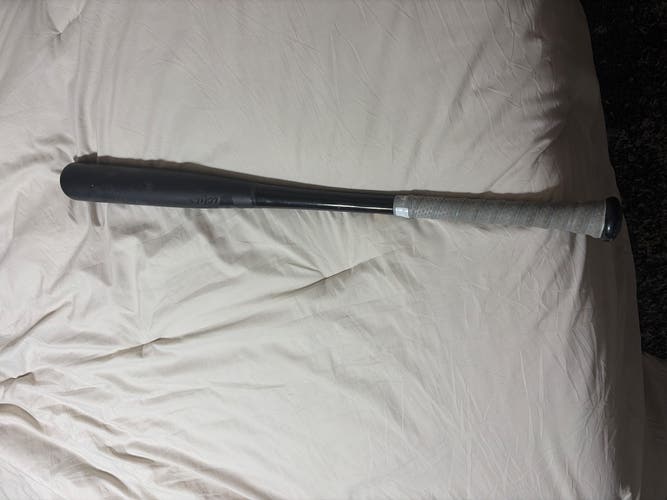 2023 Victus Julio Rodriguez Pro Reserve Wood Maple Bat (-3) 29 oz 32" (Used)