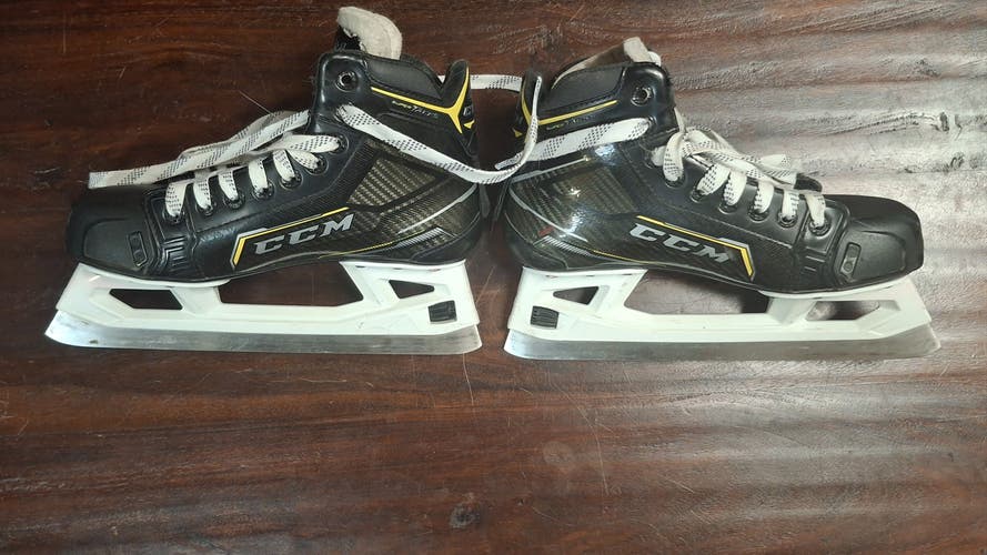 Intermediate CCM Super Tacks 9370 Hockey Goalie Skates | Size 5