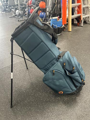 Used Taylormade FLEXTECH CROSSOVER Mens Stand Bag Teal 11337-S000496208