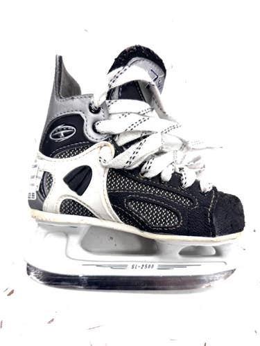 Used CCM 762 TACKS Youth Hockey Skate Youth 10.0 11860-S000315136