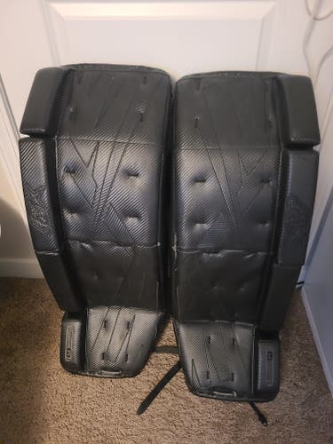 34" Brian's M Series Goalie Leg Pads (Used)