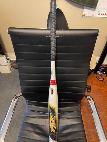 Used 2017 Louisville Slugger Z4 Balanced slow-pitch softball bat, 34" / 28 oz.