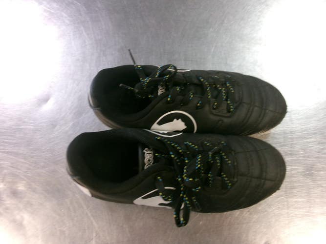 Used Puma Soccer Cleats Black Youth 12.0 11868-S000071770
