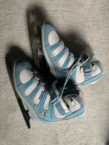Jackson Ultima Softec Hockey Skates 8 (Used)