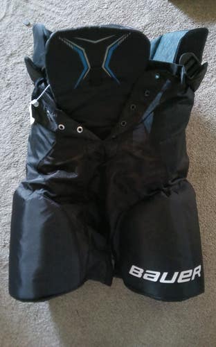 Intermediate Large Bauer X Hockey Pants (Used)