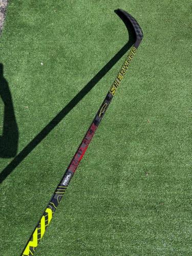 Sher-Wood Rekker Legend Pro Hockey Stick | RH Senior 85 Flex | Alex Debrincat Pro Stock