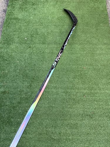 Bauer Nexus 2N Pro Dressed as Sync Hockey Stick | RH P28M Senior 95 Flex | Pro Stock