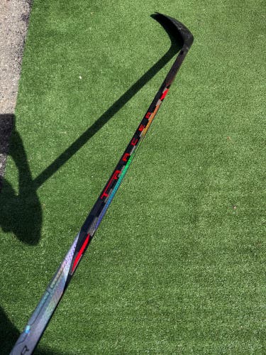 Bauer Nexus Tracer Hockey Stick | RH Toe Pattern Senior 95 Flex | Pro Stock | Repaired