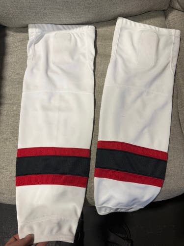 White Blackhawks junior 24” socks