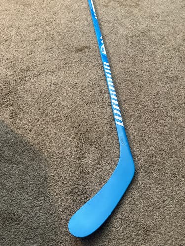 Junior Warrior Covert QR6 Right  Hand Hockey Stick 88 30 Flex (New)