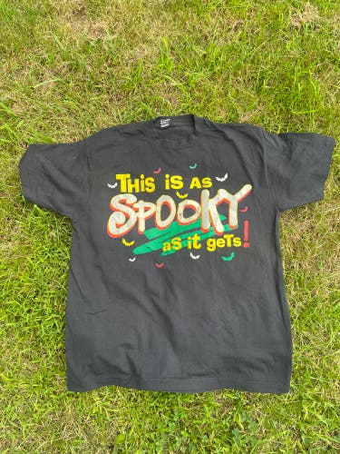 Black XL vintage Men's Halloween Shirt (Used)