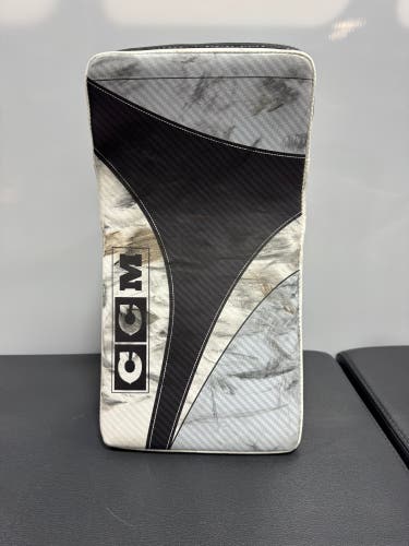 CCM Axis XF Pro Custom Regular (Used)