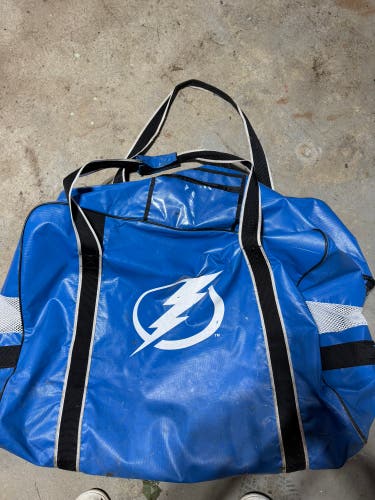 Tampa bay lightning player bag