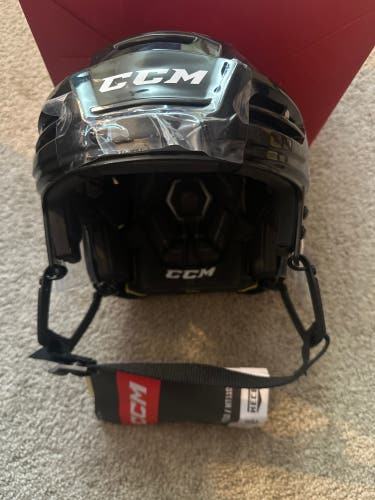 Small CCM Tacks 310 Helmet (New)