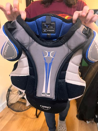 Large Junior Itech 255TL Shoulder Pads (Used)